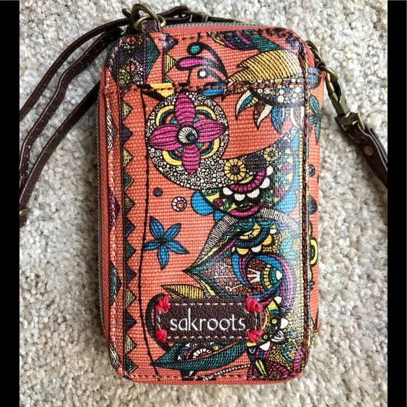 Sakroots Handbags - Sakroots Wristlet Crossbody Smartphone Holder